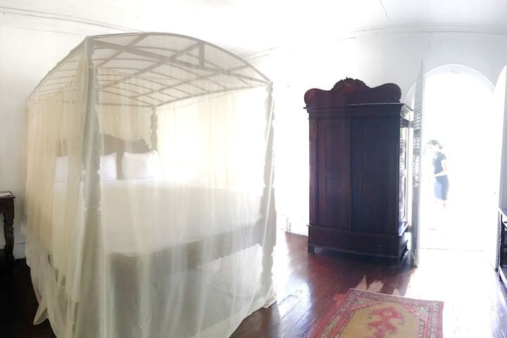 Room 86 of 155