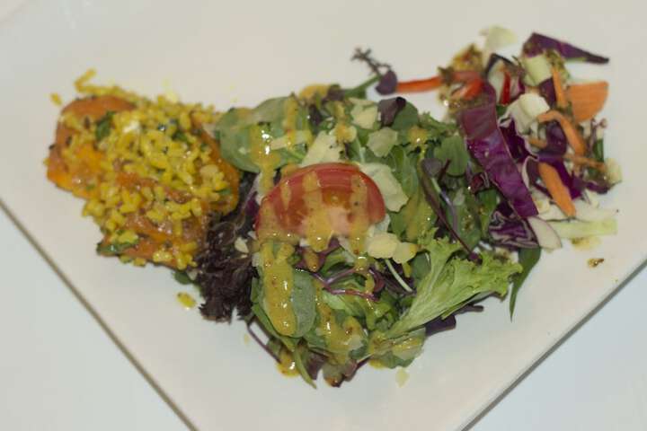 Dining 34 of 60