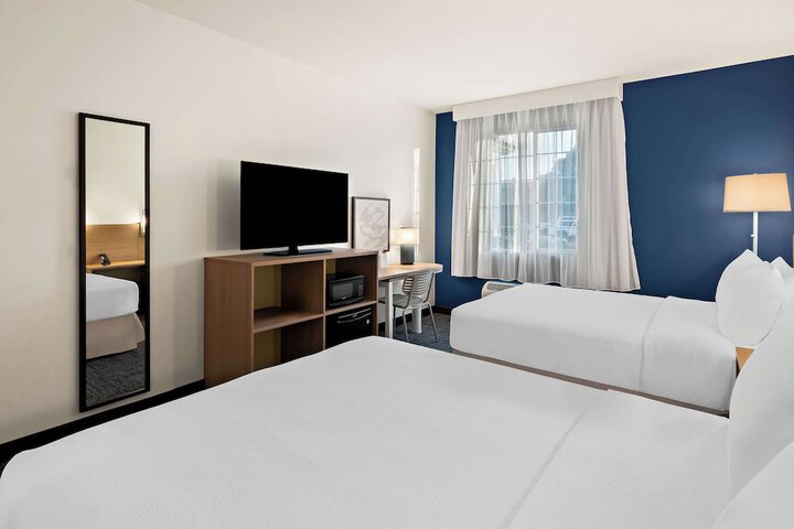 Room 10 of 55