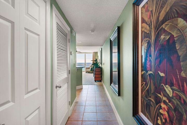 Room 3 of 24