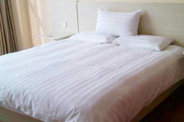 Room 20 of 34