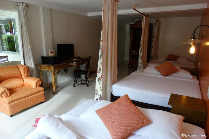 Room 8 of 49