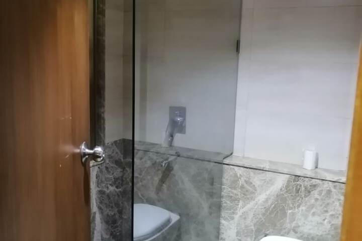 Room 138 of 181