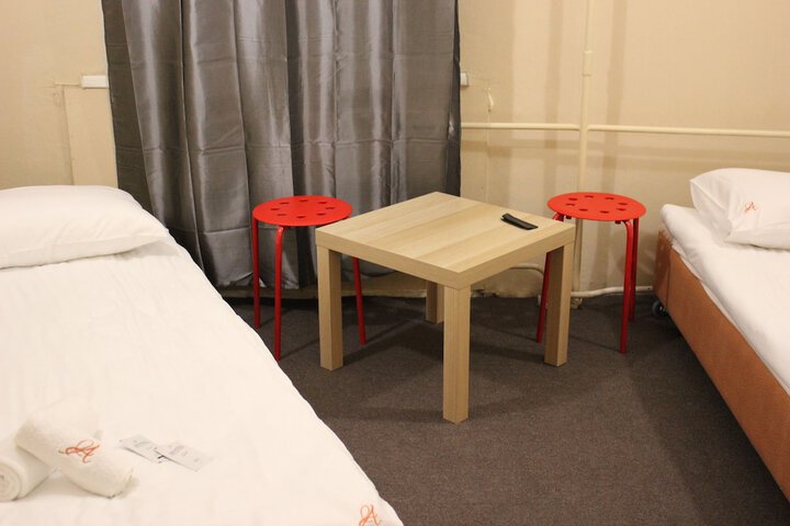 Room 21 of 27