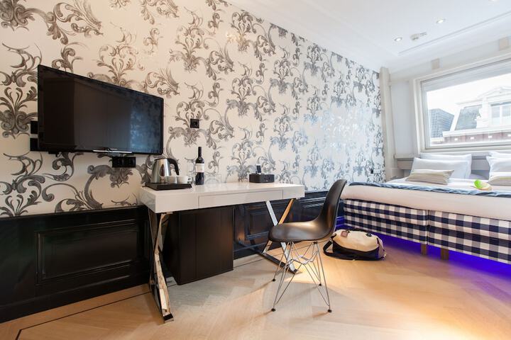 Photo of The Amsterdam Canal Hotel