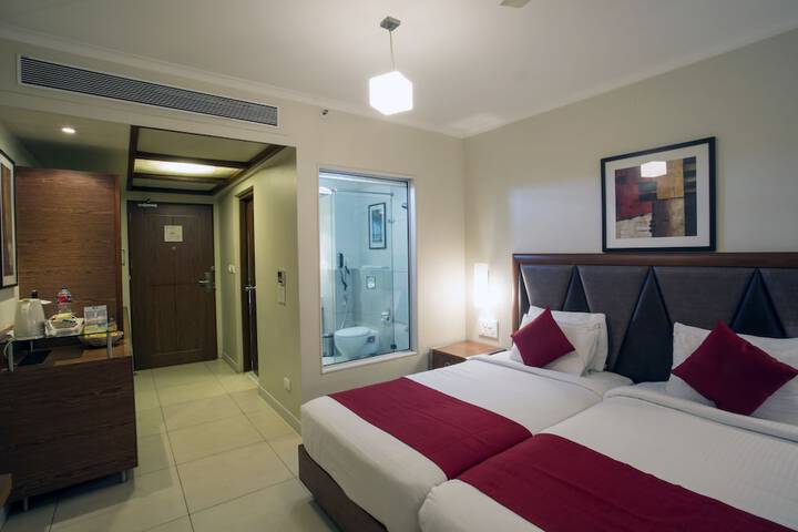 Room 10 of 63