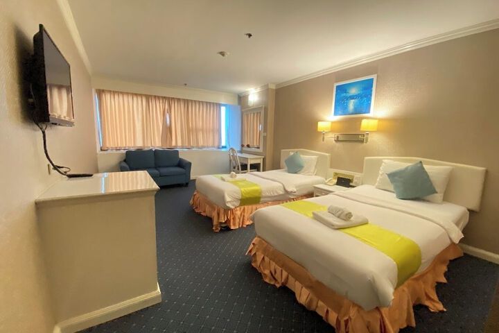 Room 18 of 41