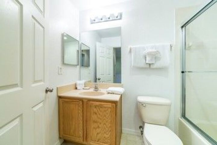Room 2 of 22