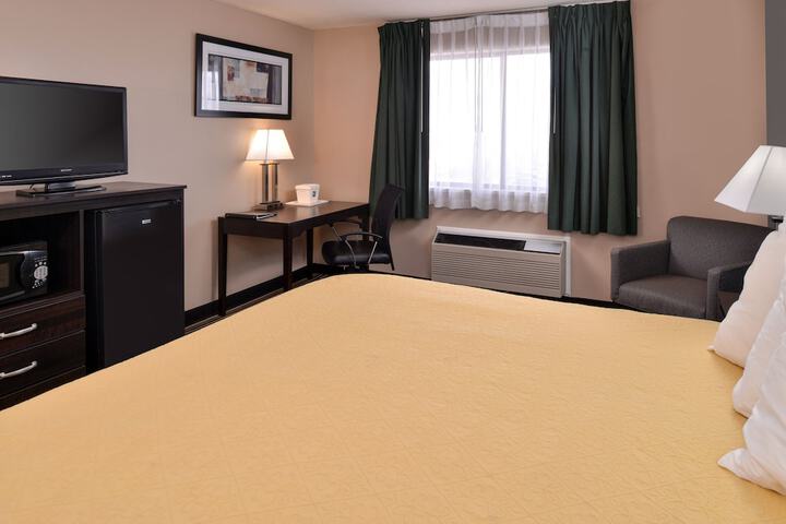 Room 13 of 51