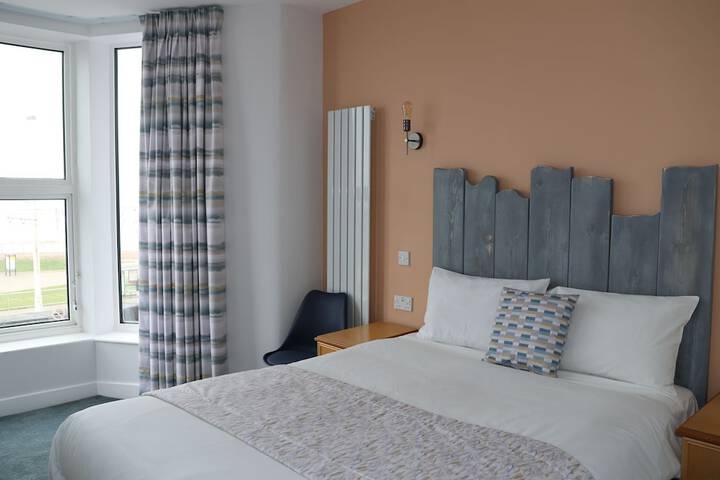 Room 16 of 21