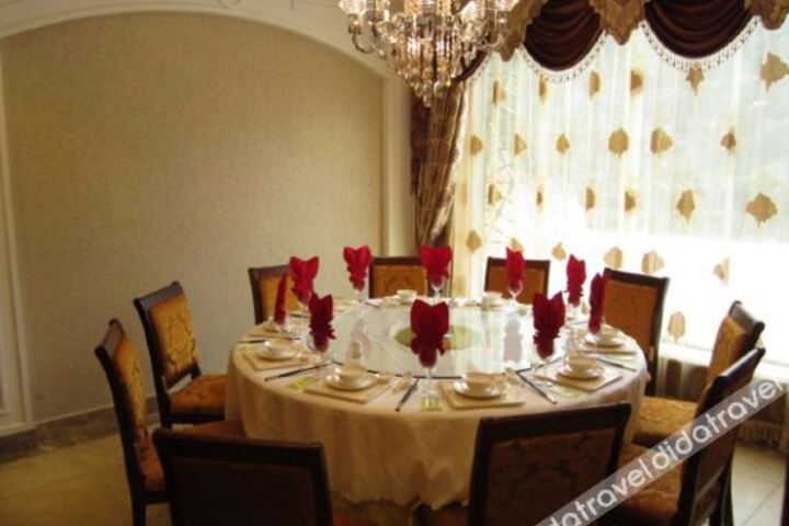 Hotel Interior 11 of 26