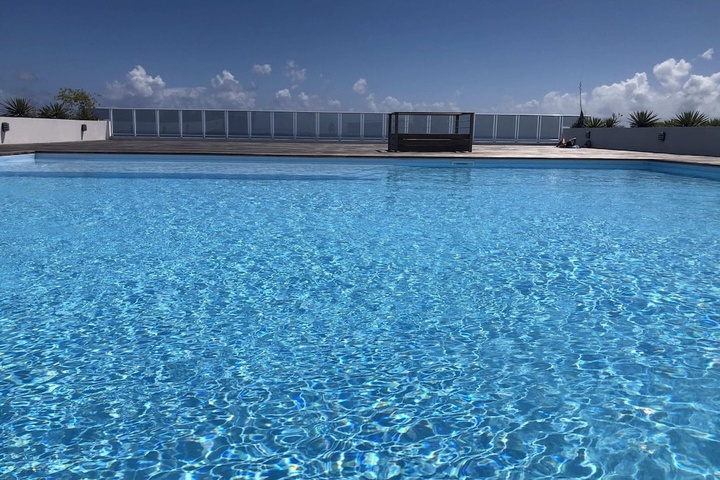 Pool 13 of 23