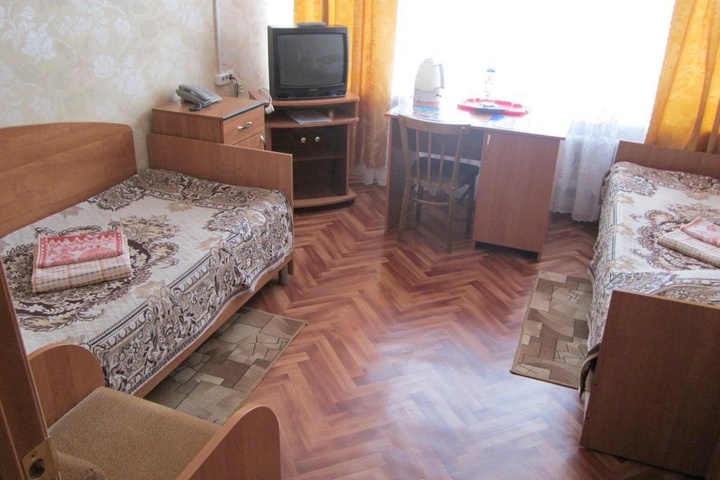 Room 5 of 19
