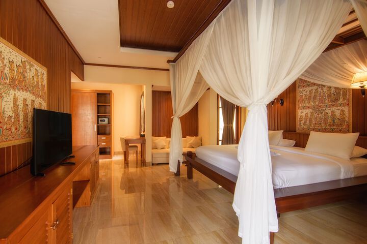 Room 9 of 48