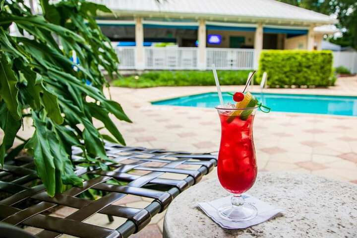 Poolside bar