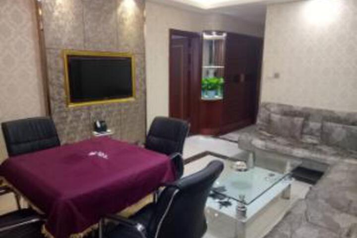 Puyuan Crystal Hotel