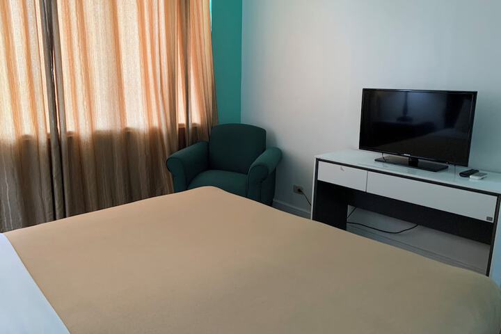 Room 14 of 50