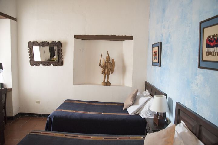 Room 13 of 47