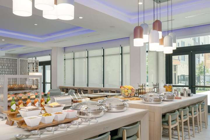 Breakfast area