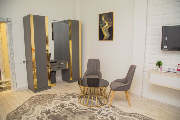 Room 14 of 29