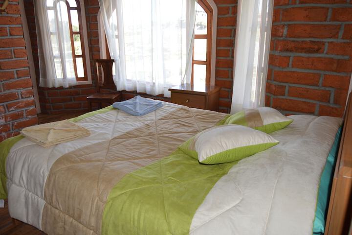 Room 8 of 17