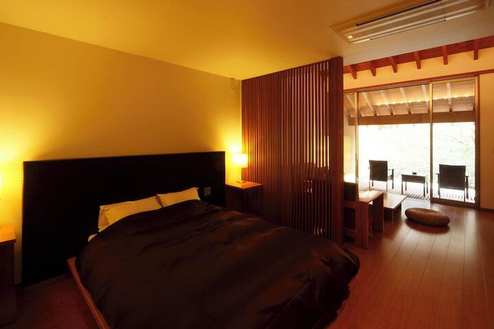 Room 19 of 61