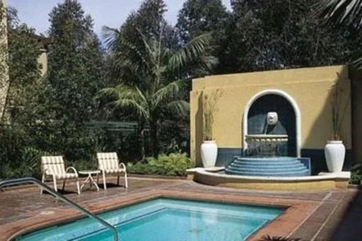 Pool 2 of 3