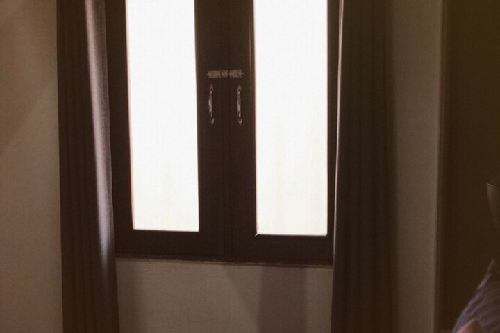 Room 9 of 65