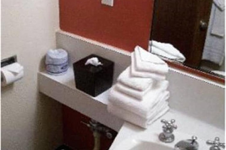 Room 19 of 27