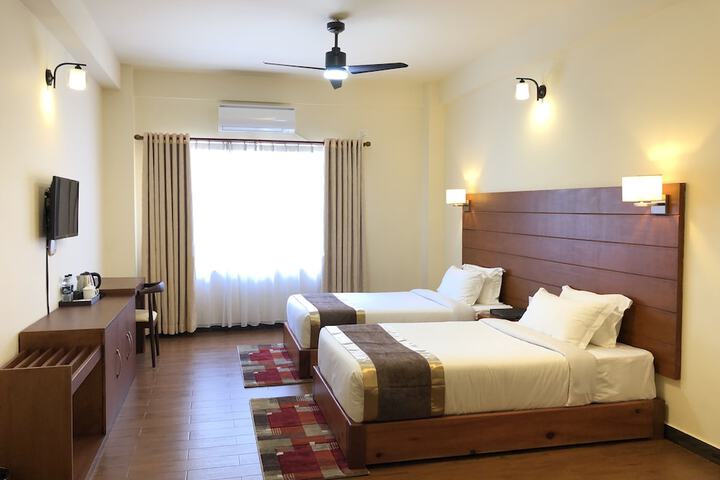 Room 6 of 24