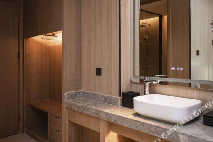 Century International Cruise Hotel of JMI