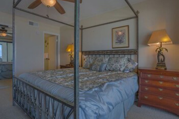 Room 40 of 44