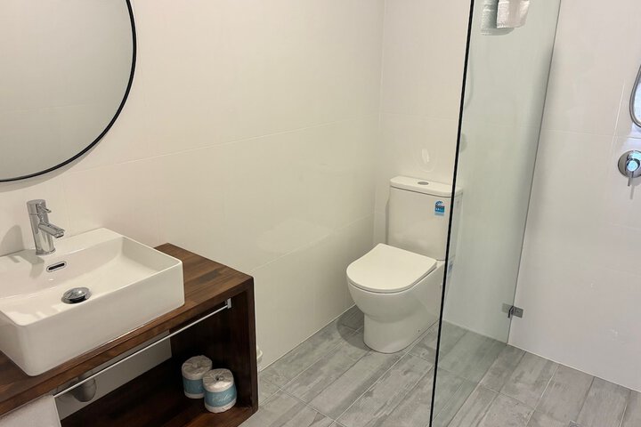 Room 40 of 60