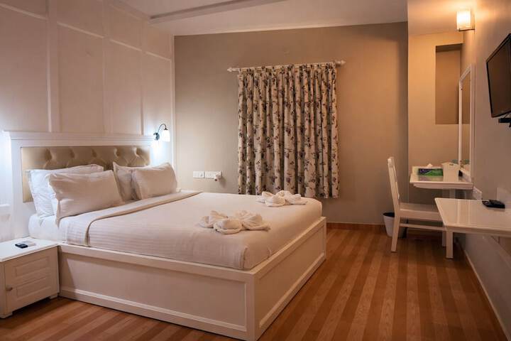 Room 14 of 86