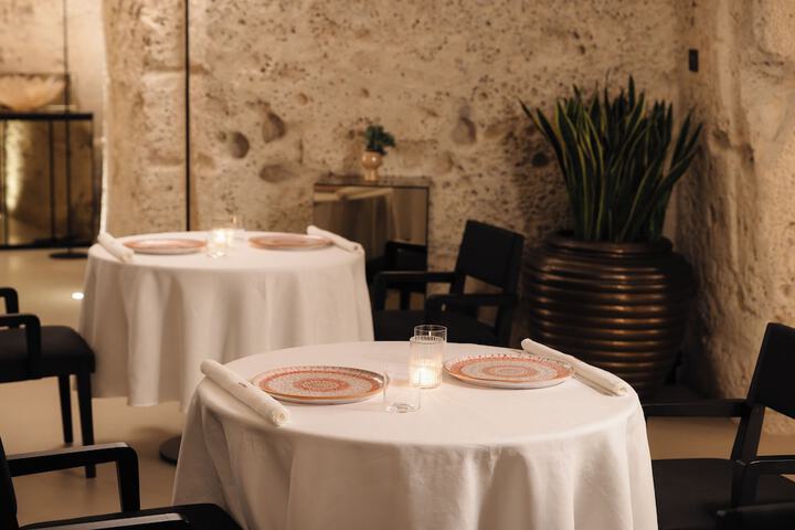 Dining 226 of 281
