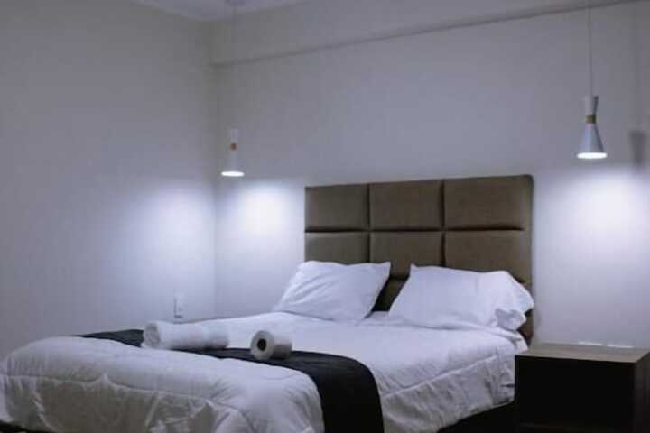 Room 5 of 25