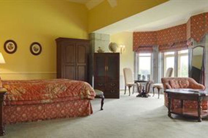 Room 23 of 68