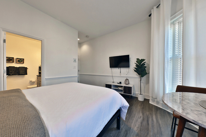 Room 2 of 13