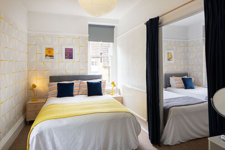 Room 16 of 49
