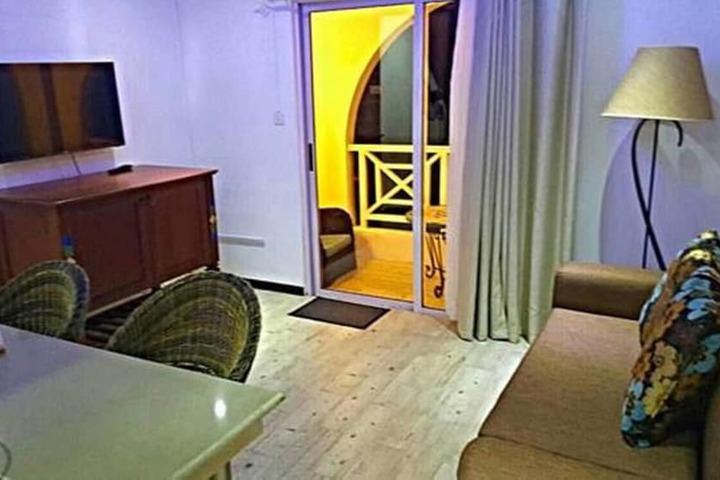 Room 19 of 87