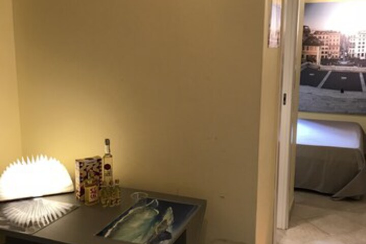 Room 74 of 83