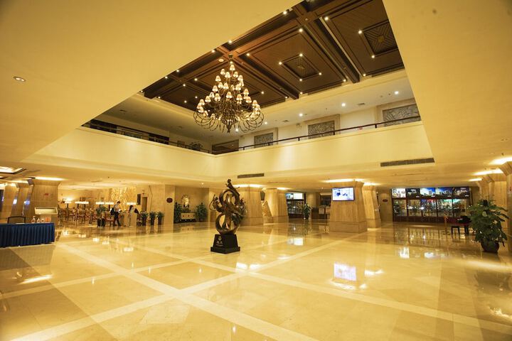 Hotel Interior 4 of 37