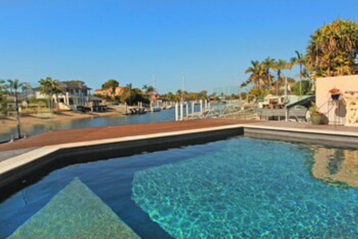Pool 21 of 22