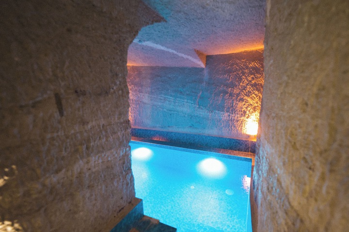 Pool 62 of 113