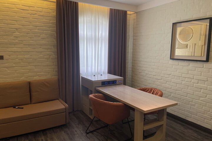 Room 43 of 74