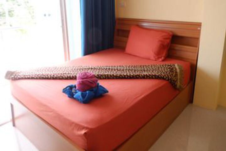Room 15 of 26