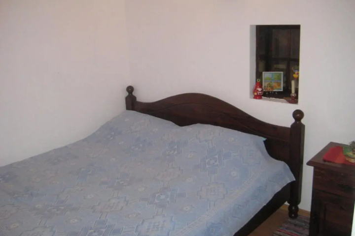 Room 5 of 22