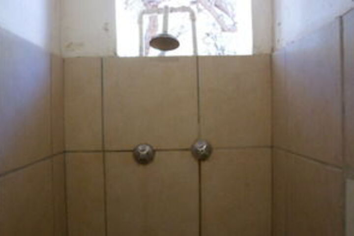 Room 5 of 62