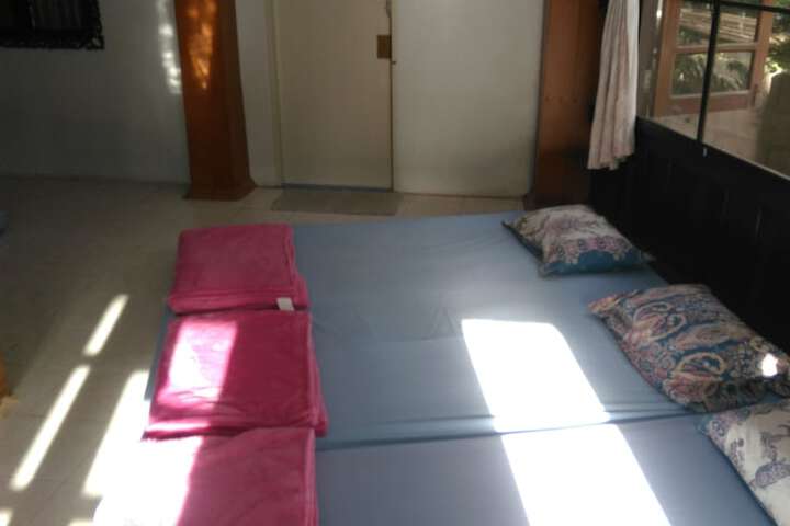 Room 4 of 35