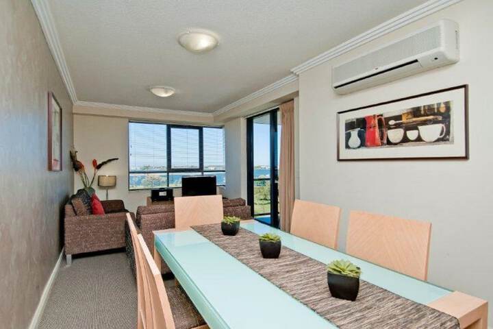 Room 12 of 65